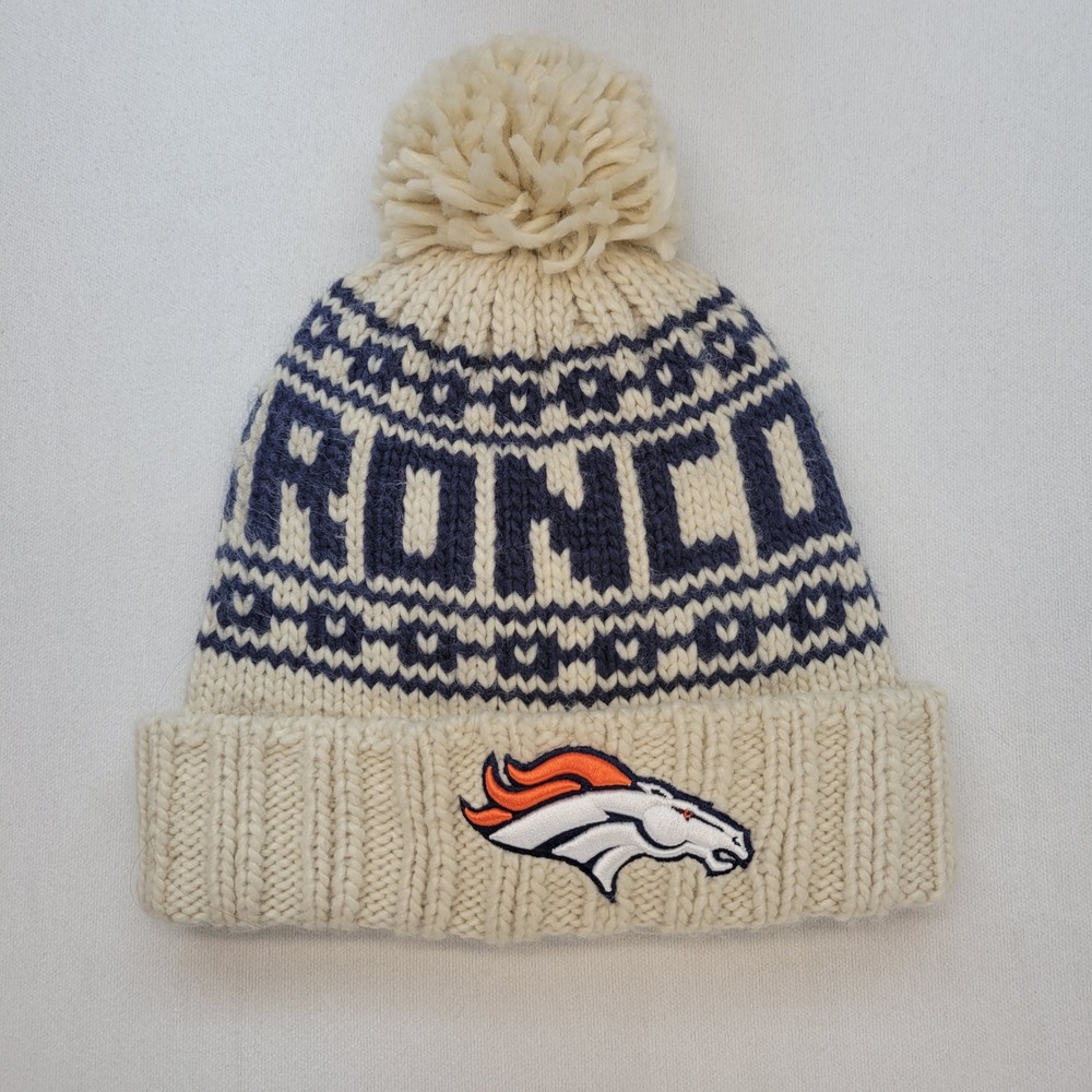New Era Denver Broncos Beanie One Size Cream Wool Knit‎ Fleece Lined Pom NFL Hat